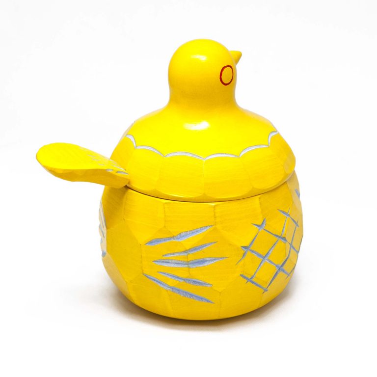 鳩の砂糖壺（黄）白樺材 | ギャラリーまきの 信州の木製品と美術工芸品販売の民芸店